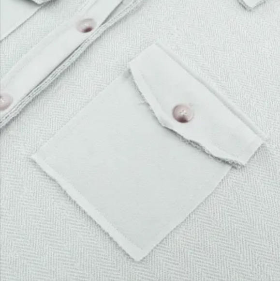 New contrast pocket relaxed shacket - Picture 5 of 16